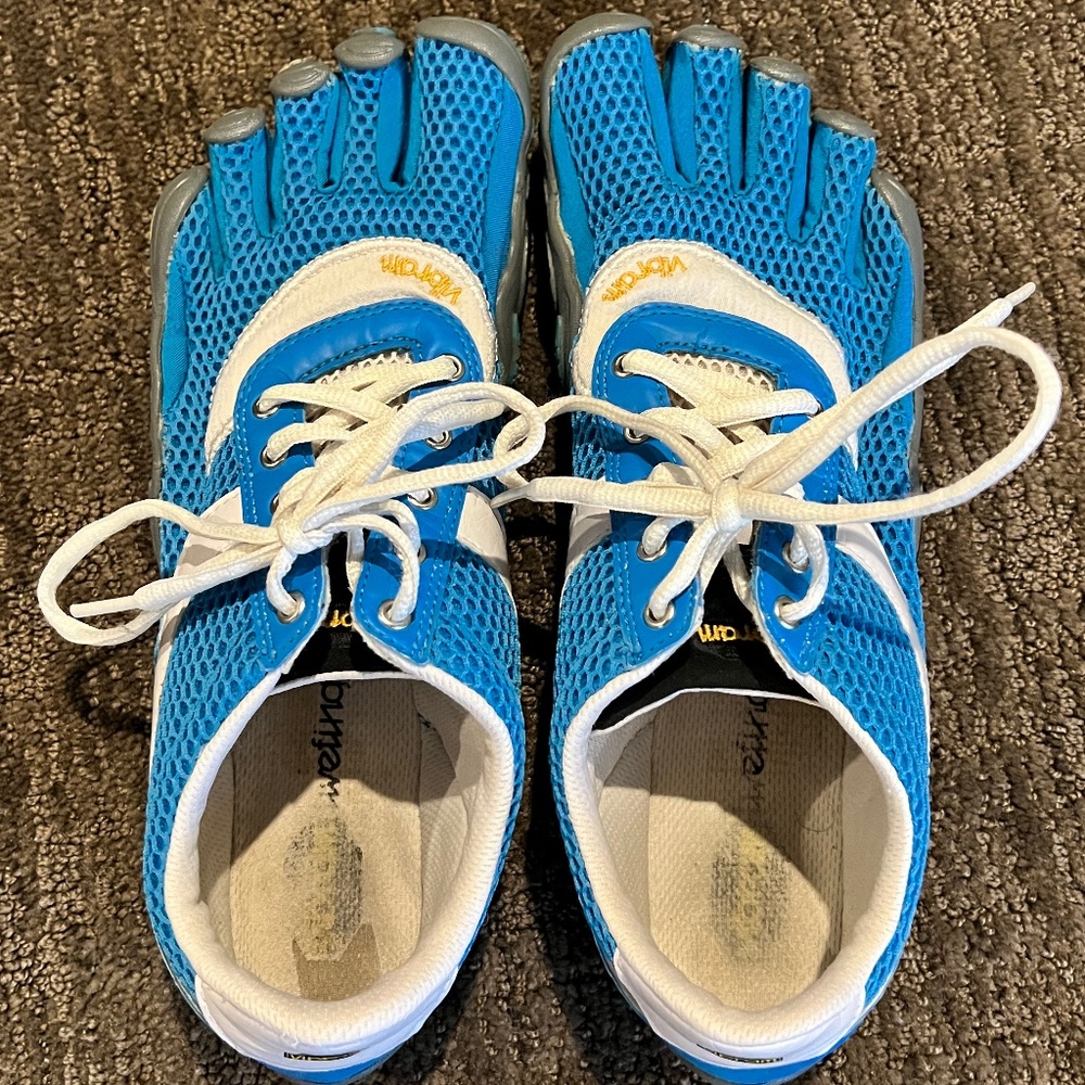Vibram Five Fingers KSO size 42 Woman's